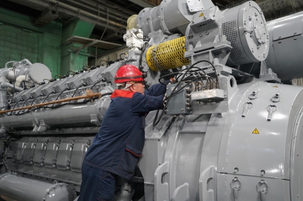 Более 40 локомотивных дизель-генераторов передал в Брянск Коломенский завод