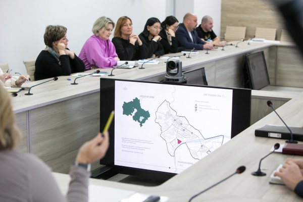 Проект реконструкции парка 50-летия Октября обсудили в Коломне