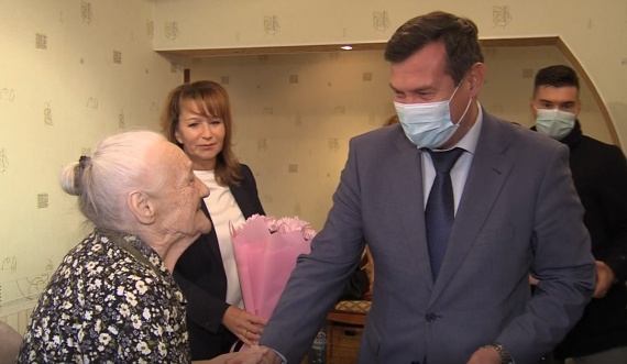 Пелагею Ильиничну Шаркину поздравили с 95-летием