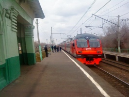 Поезд сбил человека возле платформы "47 километр"