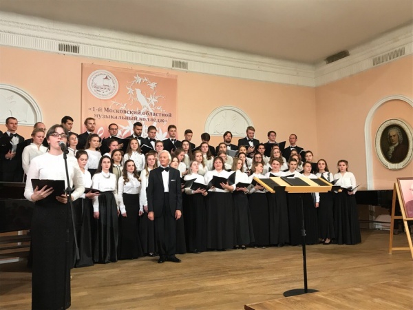 Открытый фестиваль "Свешниковская хоровая осень" продолжается