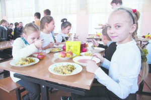 Первое, второе и третье: как кормят в школьных столовых Коломны?