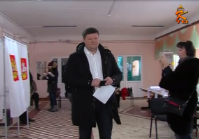 Денис Лебедев проголосовал на президентских выборах одним из первых