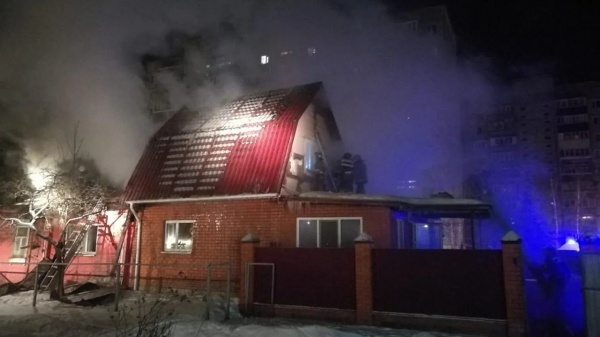 При пожаре в Егорьевске погибли женщина и ребёнок 