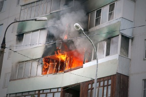 При пожаре в Щурово пострадал человек