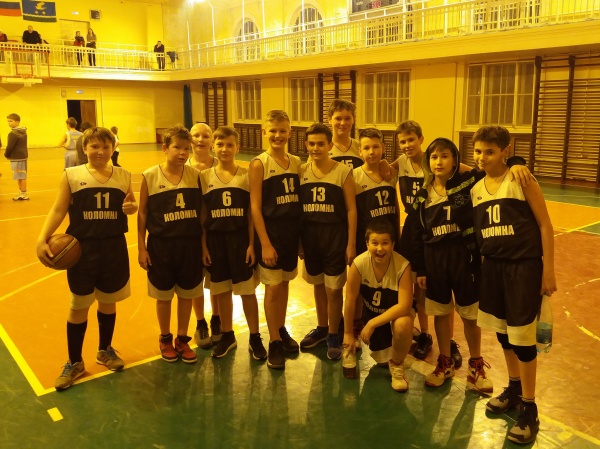Коломенские баскетболисты провели домашнюю игру