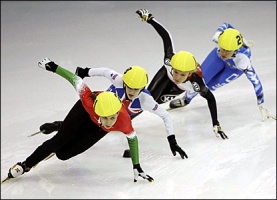 В конькобежном центре прошли соревнования по шорт-треку