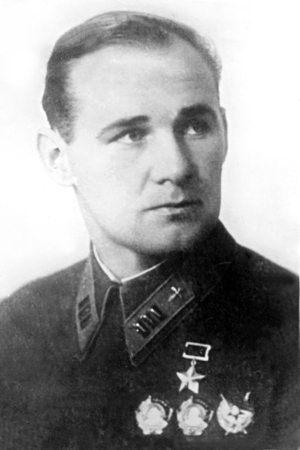 Герой Советского Союза подполковник Николай Иванович Власов (фото 1942 г.)