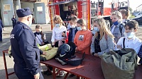 Пожарные рассказали детям о своей работе