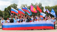 Сотрудники филиала «ВМУ» поучаствовали в автопробеге ко Дню флага РФ 