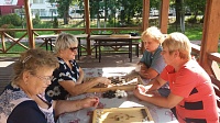 Участники "Активного долголетия" сыграли в шашки и лото