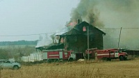 Жилой дом сгорел из-за пала травы
