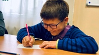 Дети написали письма своим родным