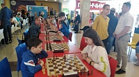 Двойной праздник для шахматистов