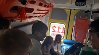 Школьники изучили оборудование машины скорой помощи