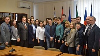 Депутаты встретились с молодыми парламентариями