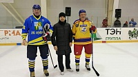 Ветераны хоккея встретились на озёрском льду