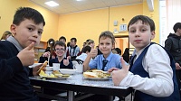 Школьники Воскресенска довольны питанием в столовых